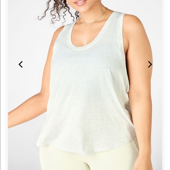 Fabletics cropped racerback tank, light gray, XL - Picture 4 of 8